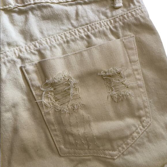Forever 21 Yellow Distressed Cut off High waist jean shorts size 25 - Picture 4 of 6